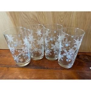 Vintage Snowflake Glass Tumblers ~ Set of 4 ~ Excellent Condition